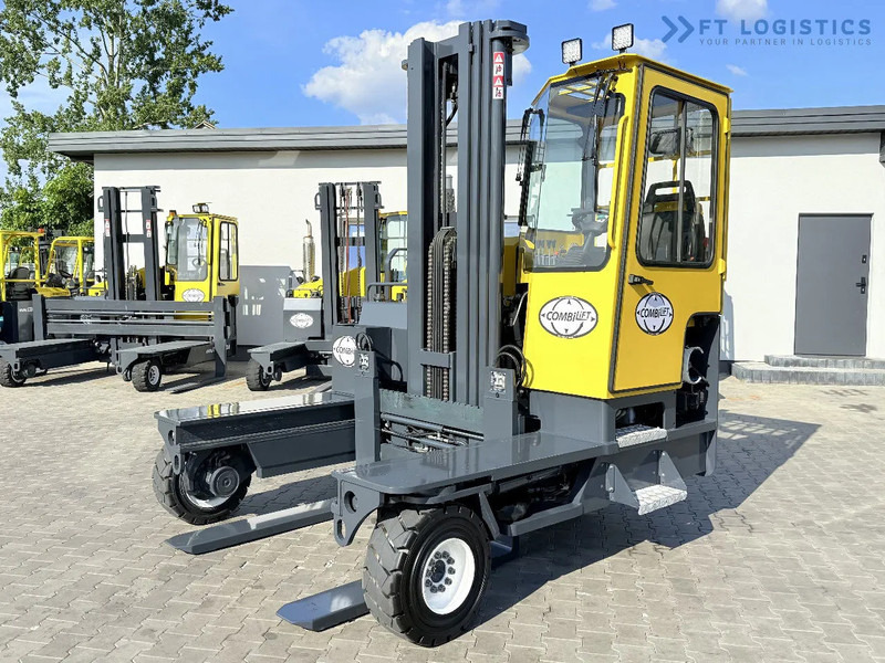 Combilift Combilift C5000XL / GAS / TRIPLEX 6000MM / FREE LIFT / FORK POSITIONER / HEATING / TELESCOPIC FORKS 1200/2000MM / FULL HEATED CA - 4-suunaline lükandmastiga tõstuk: pilt 4 Combilift Combilift C5000XL / GAS / TRIPLEX 6000MM / FREE LIFT / FORK POSITIONER / HEATING / TELESCOPIC FORKS 1200/2000MM / FULL HEATED CA - 4-suunaline lükandmastiga tõstuk: pilt 4