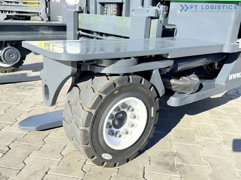 Combilift Combilift Four-Way Multi-Directional Forklift C3500 / Diesel / Duplex 4100 mm / Only 1532 Operating Hours / Fork Positioner / Fu - 4-suunaline lükandmastiga tõstuk: pilt 4 Combilift Combilift Four-Way Multi-Directional Forklift C3500 / Diesel / Duplex 4100 mm / Only 1532 Operating Hours / Fork Positioner / Fu - 4-suunaline lükandmastiga tõstuk: pilt 4