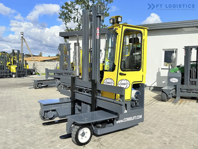 Combilift FOUR-WAY / MULTI-DIRECTIONAL FORKLIFT / ONLY 491 HOURS / C2500 / GAS / DUPLEX 4600MM / SHORT – ONLY 1900MM / WIDTH 2700MM WITH F - 4-suunaline lükandmastiga tõstuk: pilt 3 Combilift FOUR-WAY / MULTI-DIRECTIONAL FORKLIFT / ONLY 491 HOURS / C2500 / GAS / DUPLEX 4600MM / SHORT – ONLY 1900MM / WIDTH 2700MM WITH F - 4-suunaline lükandmastiga tõstuk: pilt 3