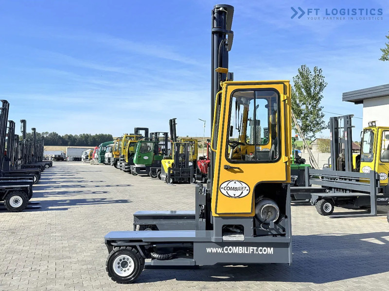 Combilift FOUR-WAY MULTIDIRECTIONAL FORKLIFT / C4000 / DUPLEX - 5500MM / FREE-LIFT / FORKS POSITIONER / LIKE-NEW FOUR-WAY MULTIDIRECTIONAL - 4-suunaline lükandmastiga tõstuk: pilt 4 Combilift FOUR-WAY MULTIDIRECTIONAL FORKLIFT / C4000 / DUPLEX - 5500MM / FREE-LIFT / FORKS POSITIONER / LIKE-NEW FOUR-WAY MULTIDIRECTIONAL - 4-suunaline lükandmastiga tõstuk: pilt 4