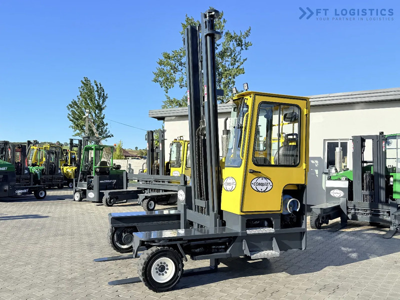 Combilift FOUR-WAY MULTIDIRECTIONAL FORKLIFT C5000 / GAS / TRIPLEX 6000MM / ONLY 4263 HOURS / FORK POSITIONER / EXCELLENT CONDITION / Wide - 4-suunaline lükandmastiga tõstuk: pilt 3 Combilift FOUR-WAY MULTIDIRECTIONAL FORKLIFT C5000 / GAS / TRIPLEX 6000MM / ONLY 4263 HOURS / FORK POSITIONER / EXCELLENT CONDITION / Wide - 4-suunaline lükandmastiga tõstuk: pilt 3