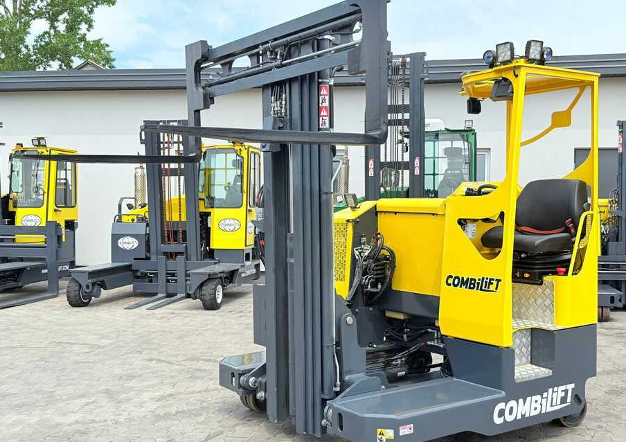 4-suunaline lükandmastiga tõstuk Combilift MR / ELECTRIC / TRIPLEX – 6000MM / FULL FREE LIFT / WIDE POSITIONER / FORK SIDESHIFT / ONLY 1400 HOURS / LIKE NEW: pilt 19