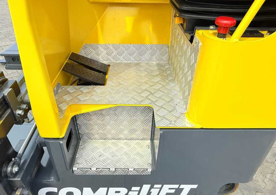 4-suunaline lükandmastiga tõstuk Combilift MR / ELECTRIC / TRIPLEX – 6000MM / FULL FREE LIFT / WIDE POSITIONER / FORK SIDESHIFT / ONLY 1400 HOURS / LIKE NEW: pilt 15