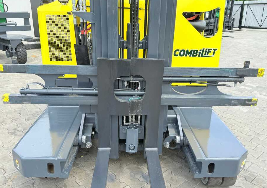 4-suunaline lükandmastiga tõstuk Combilift MR / ELECTRIC / TRIPLEX – 6000MM / FULL FREE LIFT / WIDE POSITIONER / FORK SIDESHIFT / ONLY 1400 HOURS / LIKE NEW: pilt 40