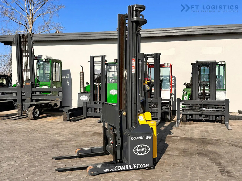 Combilift WR-4 / DUPLEX / 4.5M / 2017 / ONLY 30 MTH / LIKE NEW / 1500KG - Virnastaja: pilt 3 Combilift WR-4 / DUPLEX / 4.5M / 2017 / ONLY 30 MTH / LIKE NEW / 1500KG - Virnastaja: pilt 3