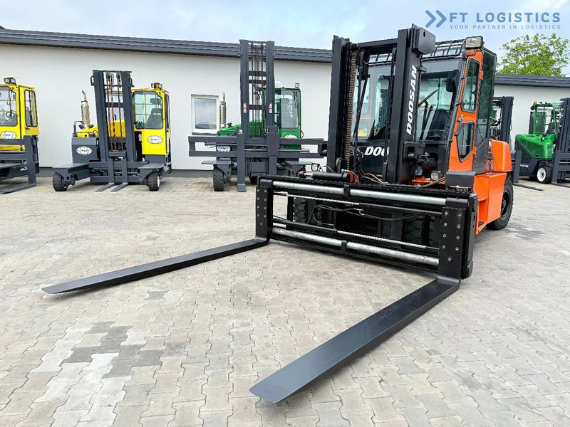 Doosan DOOSAN / DUPLEX 3000MM / SIDE SHIFT / FORK POSITIONER / 2500MM FORKS / 7000KG / CABIN / LIKE NEW DOOSAN / DUPLEX 3000MM / SIDE S - Diiseltõstuk: pilt 3 Doosan DOOSAN / DUPLEX 3000MM / SIDE SHIFT / FORK POSITIONER / 2500MM FORKS / 7000KG / CABIN / LIKE NEW DOOSAN / DUPLEX 3000MM / SIDE S - Diiseltõstuk: pilt 3
