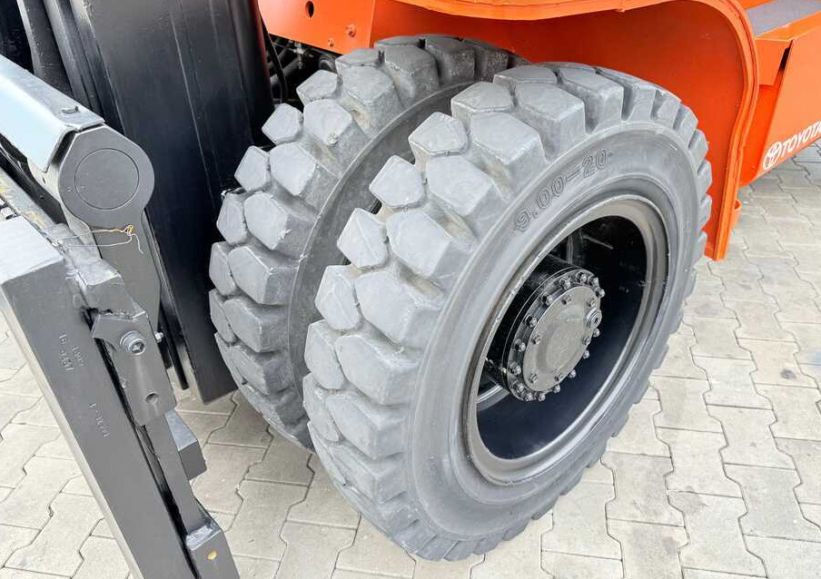 Toyota 60-5FD80 / DIESEL / DUPLEX - 4500MM / NEW TYRES / HEATED CABIN / 8 TON / UDT / EXCELLENT CONDITION - Diiseltõstuk: pilt 4 Toyota 60-5FD80 / DIESEL / DUPLEX - 4500MM / NEW TYRES / HEATED CABIN / 8 TON / UDT / EXCELLENT CONDITION - Diiseltõstuk: pilt 4