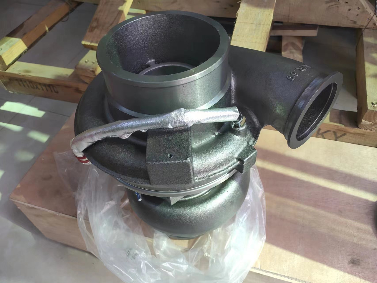 CATERPILLAR 366-0183 - Turbo - Ekskavaator: pilt 1 CATERPILLAR 366-0183 - Turbo - Ekskavaator: pilt 1