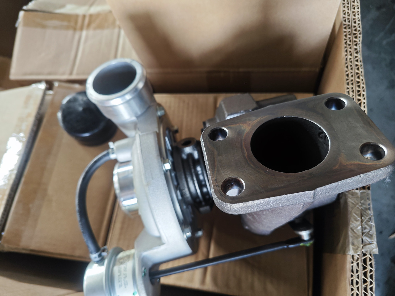 CATERPILLAR 482-0233 - Turbo - Ekskavaator: pilt 4 CATERPILLAR 482-0233 - Turbo - Ekskavaator: pilt 4
