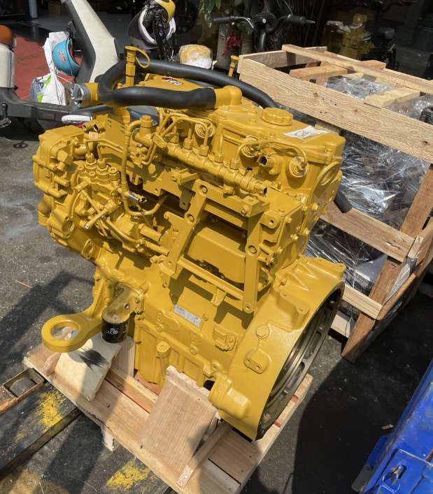 CATERPILLAR C4.4 - Mootor - Ekskavaator: pilt 3 CATERPILLAR C4.4 - Mootor - Ekskavaator: pilt 3