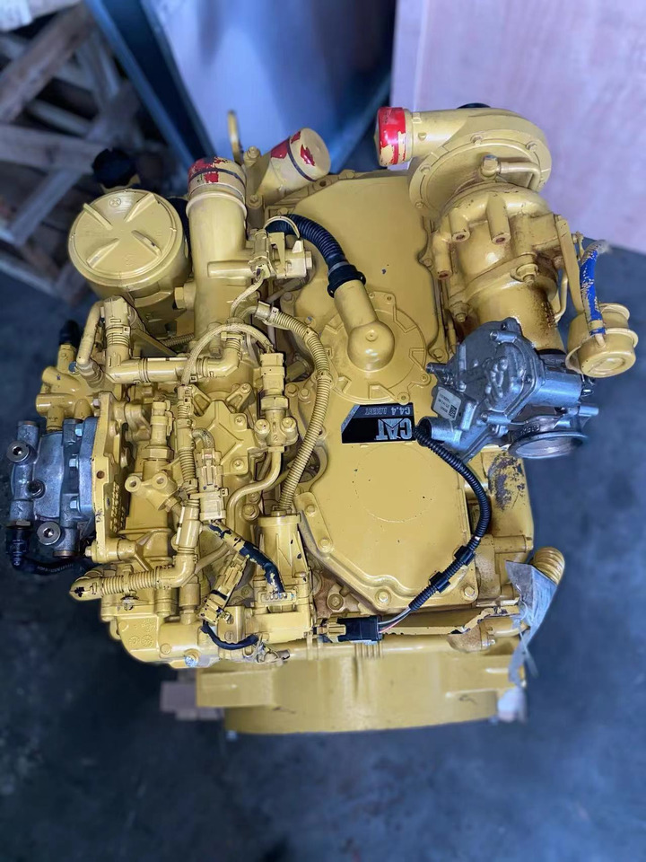 CATERPILLAR C4.4 - Mootor - Ekskavaator: pilt 4 CATERPILLAR C4.4 - Mootor - Ekskavaator: pilt 4