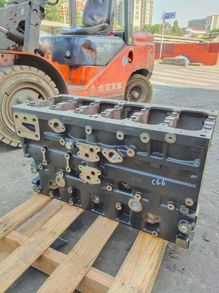 CATERPILLAR c6.6 - Silindriplokk - Ekskavaator: pilt 3 CATERPILLAR c6.6 - Silindriplokk - Ekskavaator: pilt 3