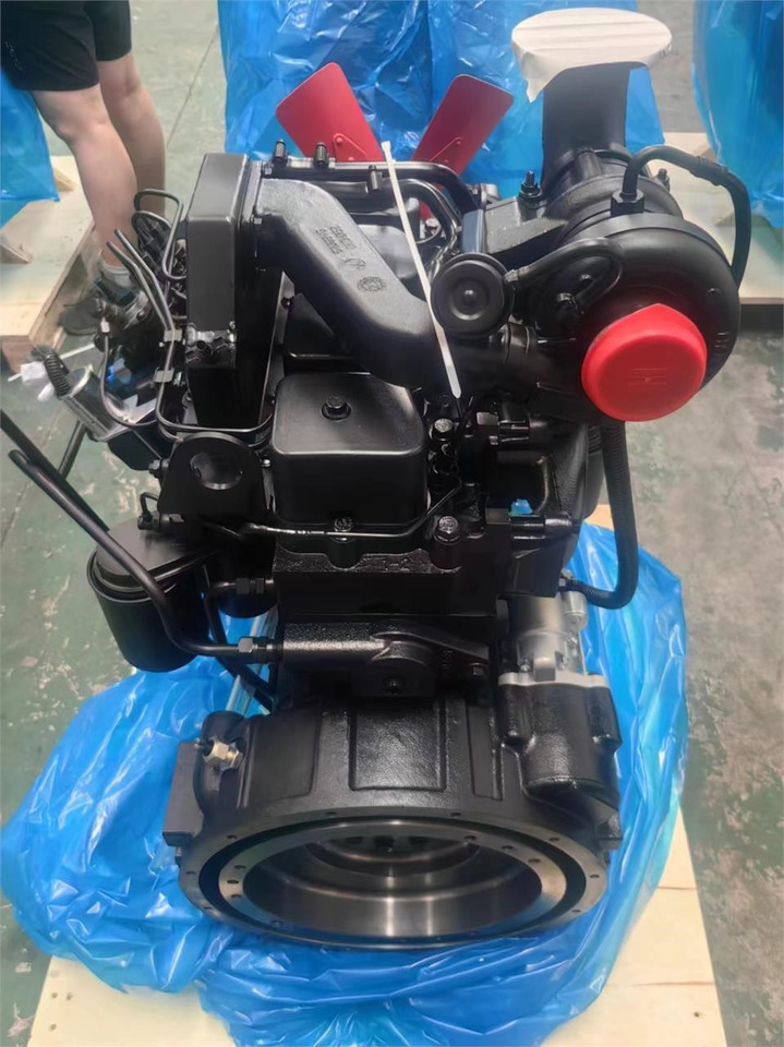 CUMMINS 4BT3.9c - Mootor - Ekskavaator: pilt 1 CUMMINS 4BT3.9c - Mootor - Ekskavaator: pilt 1