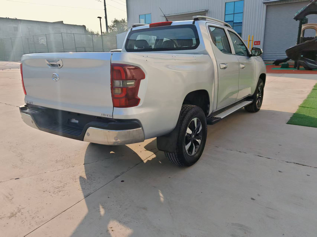 Changan - Pikap, Meeskonnaauto: pilt 4 Changan - Pikap, Meeskonnaauto: pilt 4