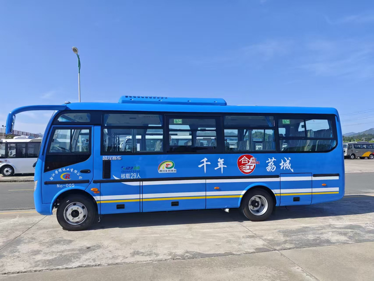 DONGFENG CNG 30 seats - Kaugsõidu buss: pilt 2 DONGFENG CNG 30 seats - Kaugsõidu buss: pilt 2