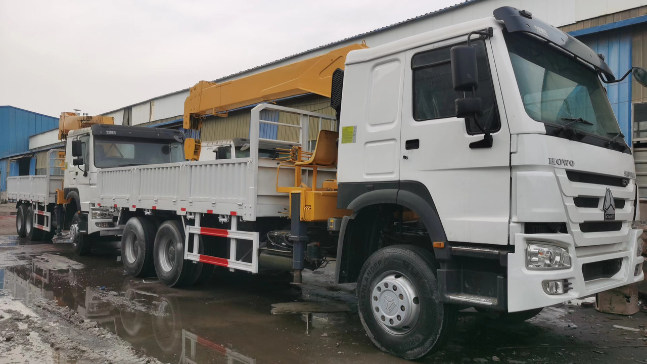 HOWO 371 - Kraanaga veoauto: pilt 4 HOWO 371 - Kraanaga veoauto: pilt 4