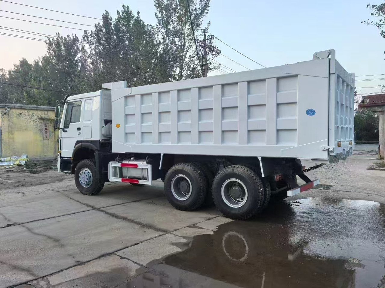 HOWO HOWO 371 SINOTRUK - Kasti veoauto: pilt 3 HOWO HOWO 371 SINOTRUK - Kasti veoauto: pilt 3