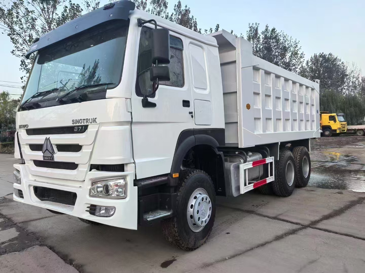 HOWO HOWO 371 SINOTRUK - Kasti veoauto: pilt 1 HOWO HOWO 371 SINOTRUK - Kasti veoauto: pilt 1