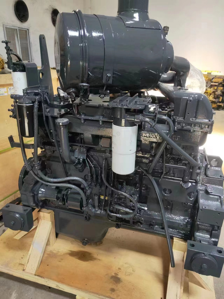 KOMATSU 6D125E - Mootor - Ekskavaator: pilt 1 KOMATSU 6D125E - Mootor - Ekskavaator: pilt 1