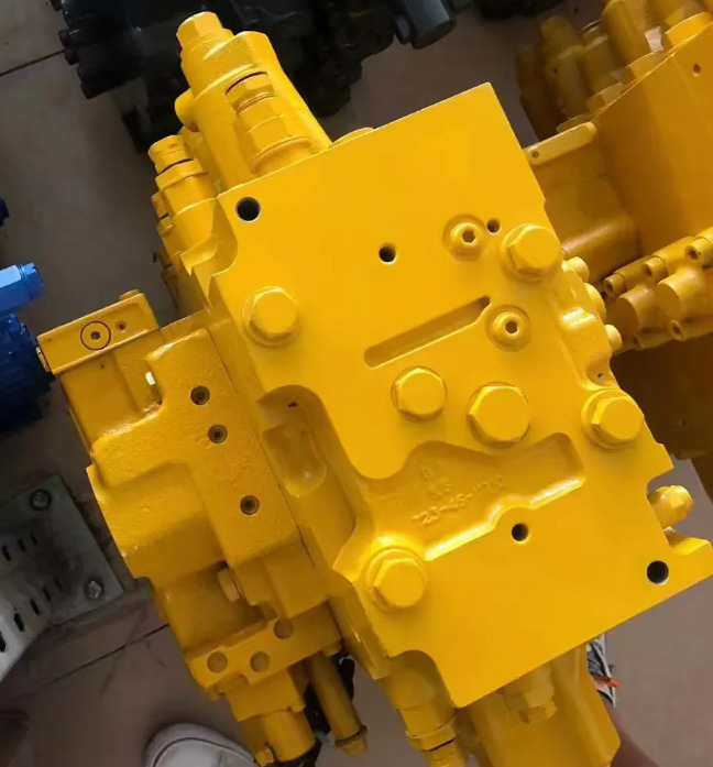 KOMATSU PC200-8 - Hüdrauliline klapp - Ekskavaator: pilt 3 KOMATSU PC200-8 - Hüdrauliline klapp - Ekskavaator: pilt 3