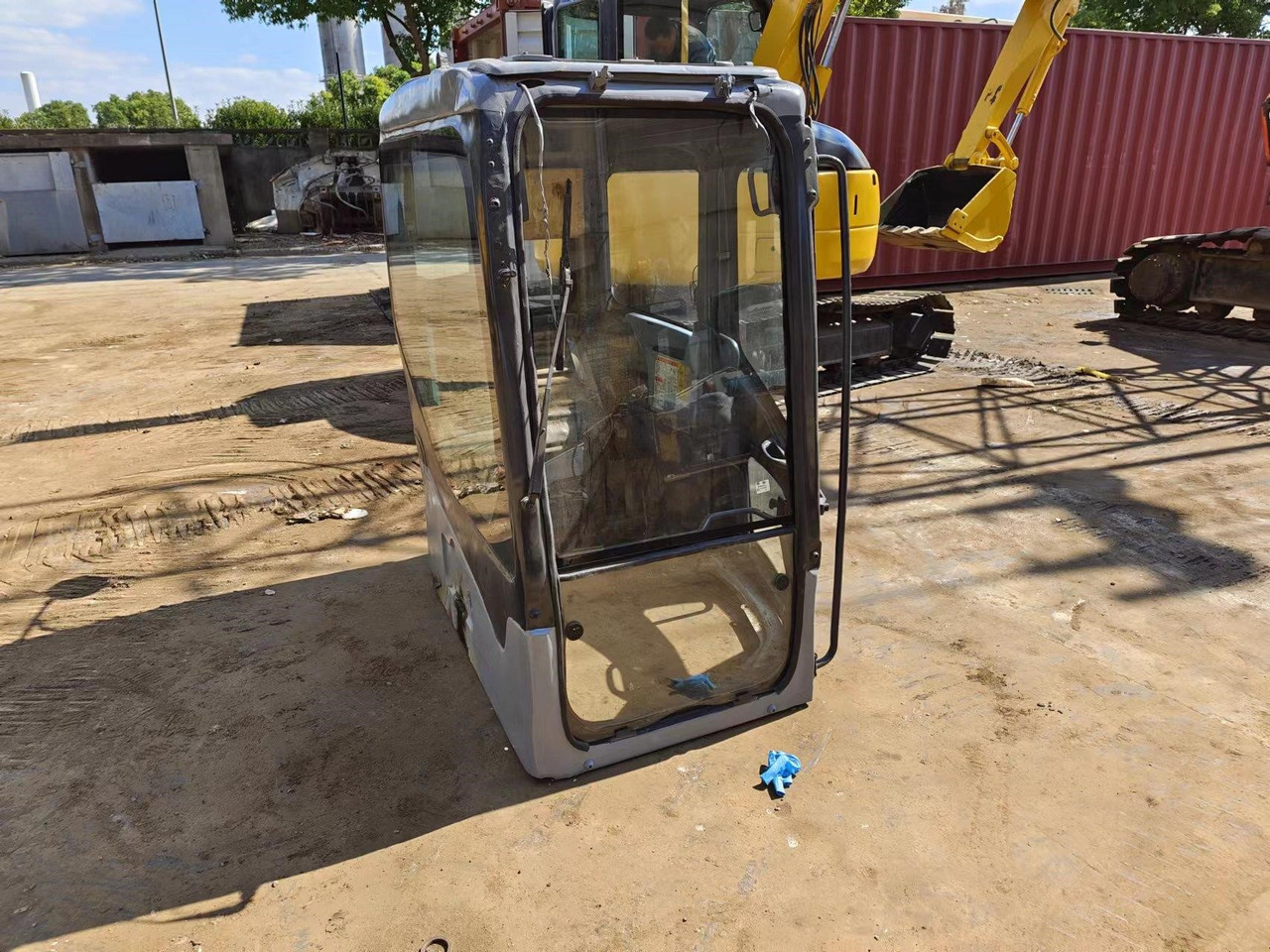KOMATSU PC78US-6 - Kabiin - Ekskavaator: pilt 3 KOMATSU PC78US-6 - Kabiin - Ekskavaator: pilt 3