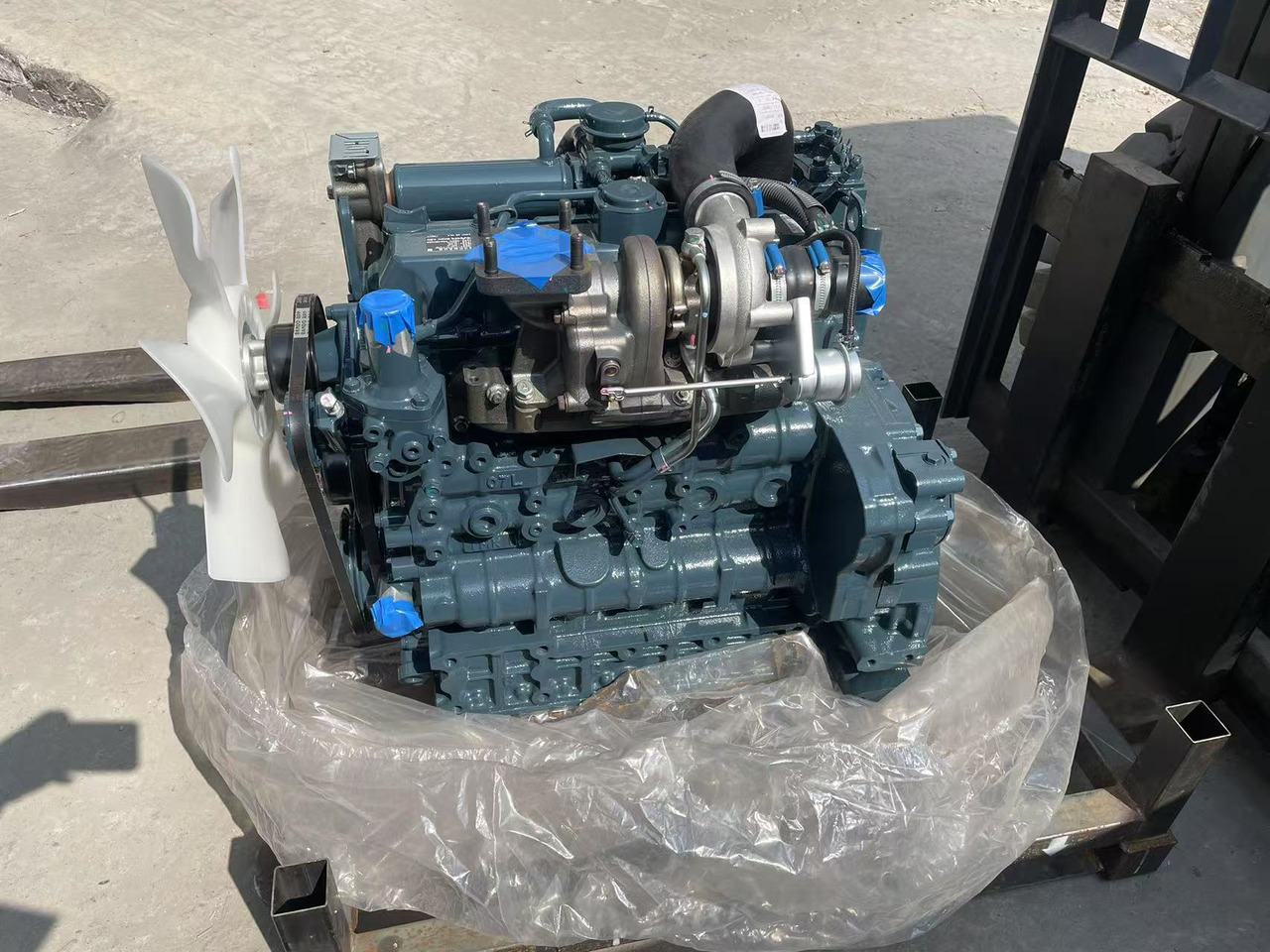 KUBOTA 3307T - Mootor - Ekskavaator: pilt 1 KUBOTA 3307T - Mootor - Ekskavaator: pilt 1