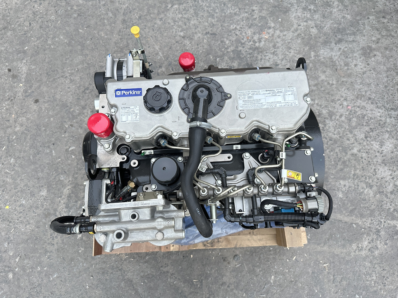 PERKINS 1104D - Mootor - Ekskavaator: pilt 4 PERKINS 1104D - Mootor - Ekskavaator: pilt 4