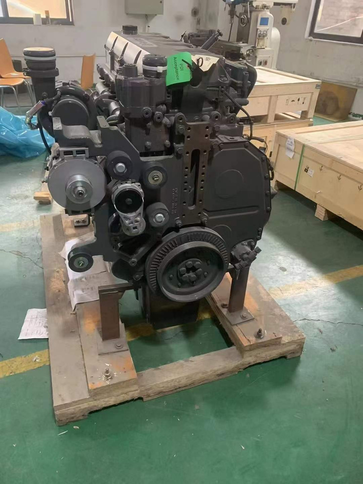 PERKINS 2206D - Mootor - Ekskavaator: pilt 4 PERKINS 2206D - Mootor - Ekskavaator: pilt 4