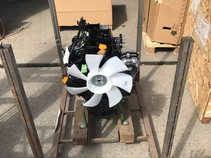 YANMAR 3TNV76 - Mootor - Ekskavaator: pilt 2 YANMAR 3TNV76 - Mootor - Ekskavaator: pilt 2