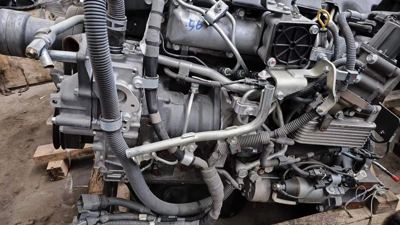 YANMAR 4M50 - Mootor - Ekskavaator: pilt 4 YANMAR 4M50 - Mootor - Ekskavaator: pilt 4