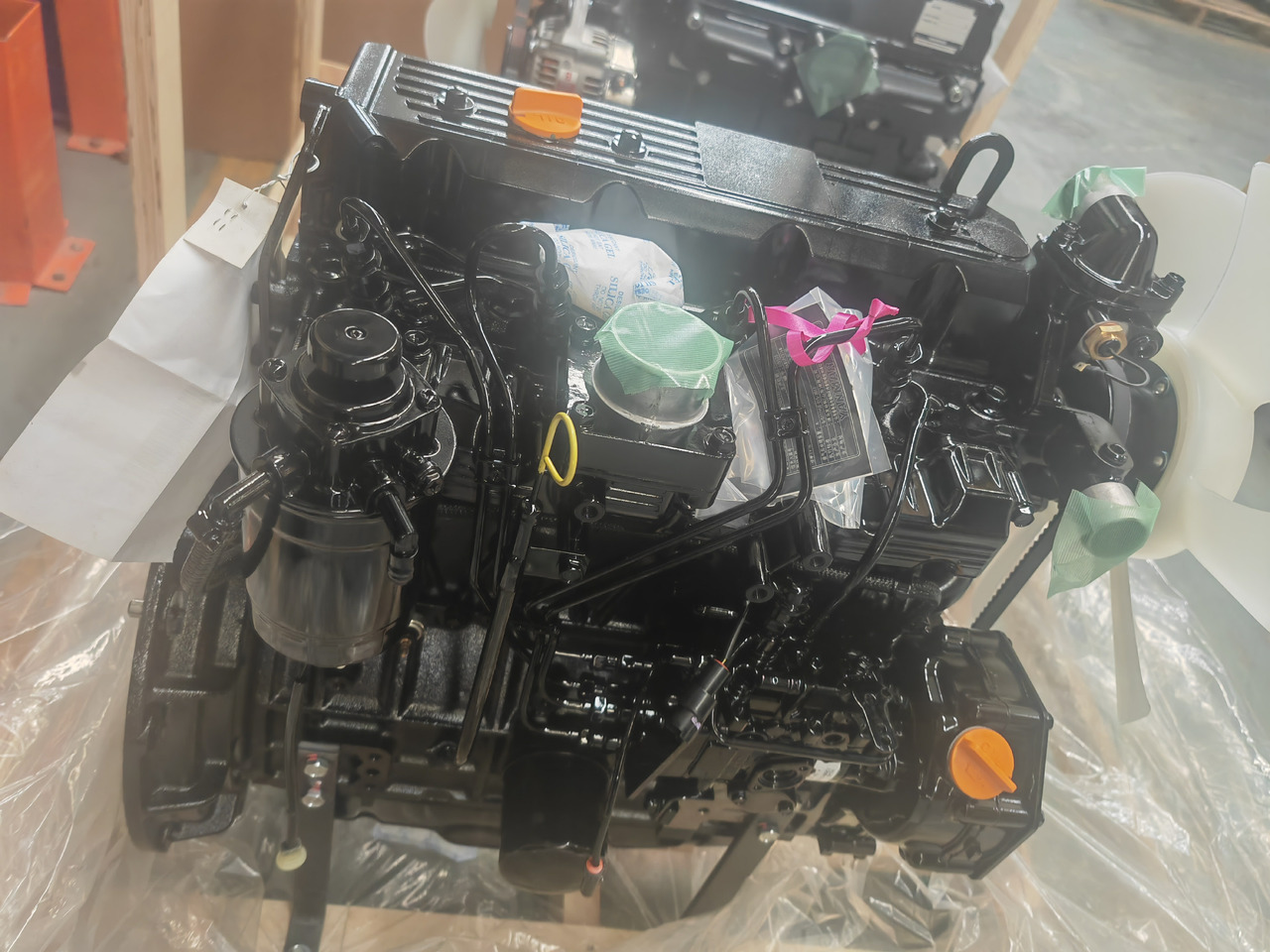 YANMAR 4TNE94 - Mootor - Miniekskavaator: pilt 2 YANMAR 4TNE94 - Mootor - Miniekskavaator: pilt 2
