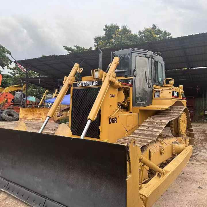100% Original Caterpillar D6r Bulldozer with Cabin on Sale Used Original Japan Brand Catd6r Crawler Bulldozer High Performance - Buldooser: pilt 3 100% Original Caterpillar D6r Bulldozer with Cabin on Sale Used Original Japan Brand Catd6r Crawler Bulldozer High Performance - Buldooser: pilt 3