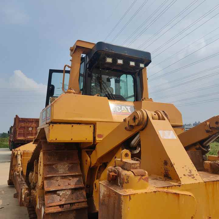 100% Original Paint Used Caterpillar D8R Bulldozer CAT D8R Crawler Dozer with Superior Performance and Power for Sale - Buldooser: pilt 4 100% Original Paint Used Caterpillar D8R Bulldozer CAT D8R Crawler Dozer with Superior Performance and Power for Sale - Buldooser: pilt 4