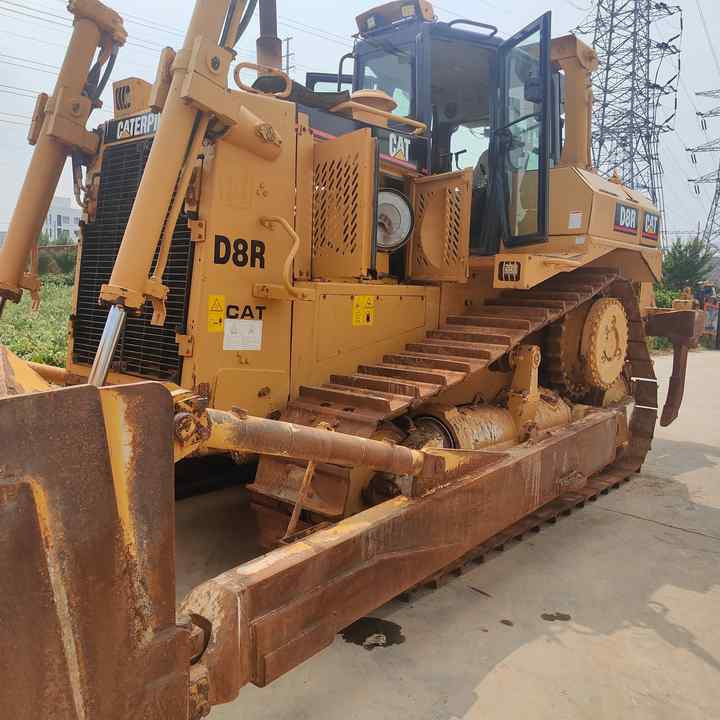 100% Original Paint Used Caterpillar D8R Bulldozer CAT D8R Crawler Dozer with Superior Performance and Power for Sale - Buldooser: pilt 3 100% Original Paint Used Caterpillar D8R Bulldozer CAT D8R Crawler Dozer with Superior Performance and Power for Sale - Buldooser: pilt 3