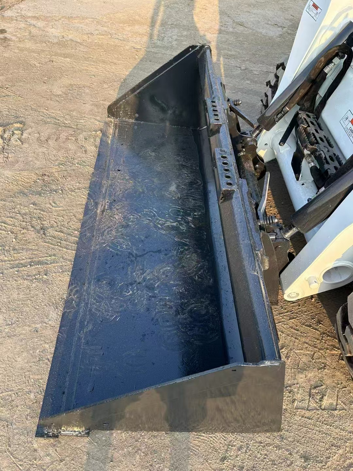 BOBCAT High Performance Low Hours Excellent Condition Reliable Second Hand Bobcat S550 Skid Steer Loader in Stock for Sale - Kompaktlaadur: pilt 5 BOBCAT High Performance Low Hours Excellent Condition Reliable Second Hand Bobcat S550 Skid Steer Loader in Stock for Sale - Kompaktlaadur: pilt 5
