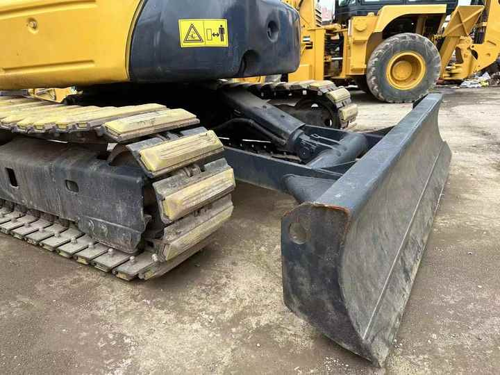 Best Quality Komatsu PC35mr Used Mini Excavator Earth-moving Machinery in Good Condition - Lintekskavaator: pilt 5 Best Quality Komatsu PC35mr Used Mini Excavator Earth-moving Machinery in Good Condition - Lintekskavaator: pilt 5