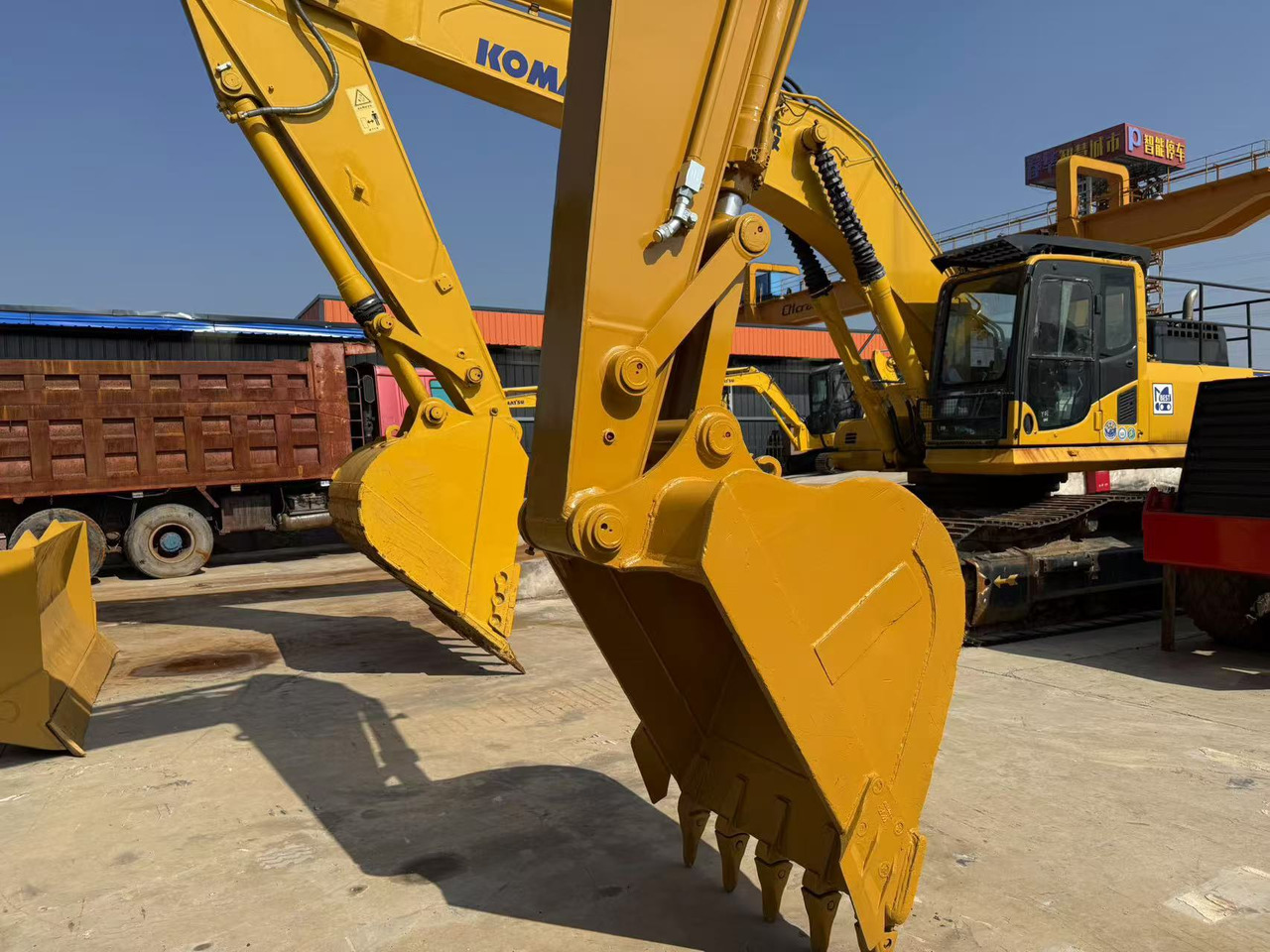 CATERPILLAR 320C - Lintekskavaator: pilt 4 CATERPILLAR 320C - Lintekskavaator: pilt 4