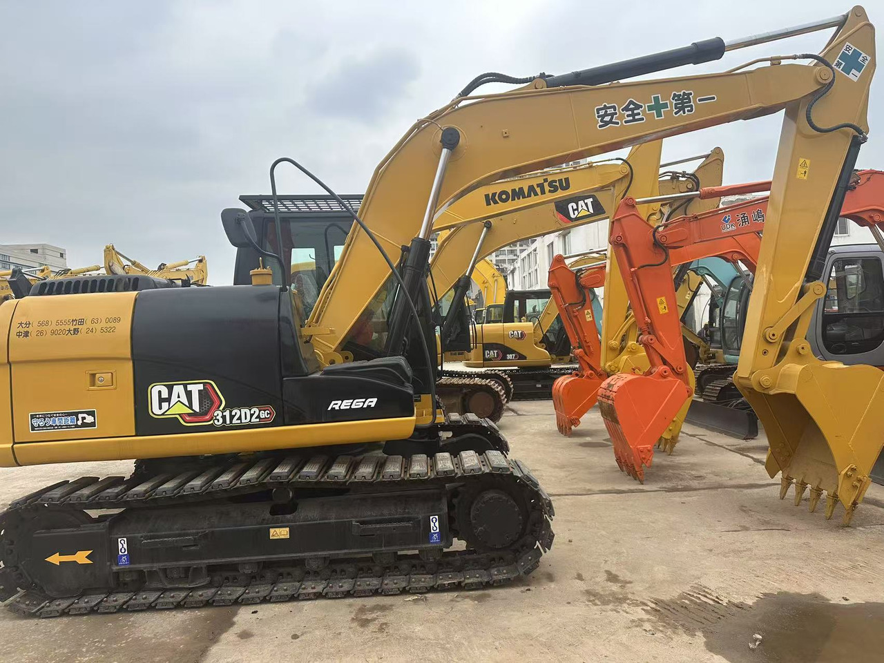 CATERPILLAR Second hand CAT Excavator 312D2 Hotsale - Lintekskavaator: pilt 4 CATERPILLAR Second hand CAT Excavator 312D2 Hotsale - Lintekskavaator: pilt 4