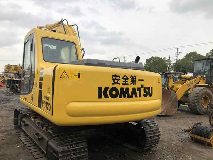 Cheap Used Komatsu PC120-6 Crawler Excavator with High Efficiency Used Heavy Machinery Komatsu P120-6 Digger Cheap for Sale - Lintekskavaator: pilt 4 Cheap Used Komatsu PC120-6 Crawler Excavator with High Efficiency Used Heavy Machinery Komatsu P120-6 Digger Cheap for Sale - Lintekskavaator: pilt 4