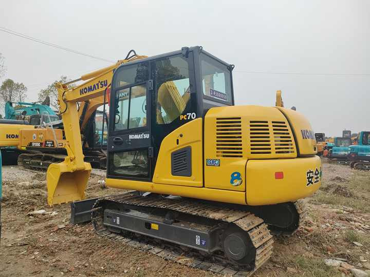 Cheap Used Komatsu PC70-8 Crawler Excavator with High Efficiency Used Heavy Machinery Komatsu PC70-8 Digger Cheap for Sale - Lintekskavaator: pilt 4 Cheap Used Komatsu PC70-8 Crawler Excavator with High Efficiency Used Heavy Machinery Komatsu PC70-8 Digger Cheap for Sale - Lintekskavaator: pilt 4