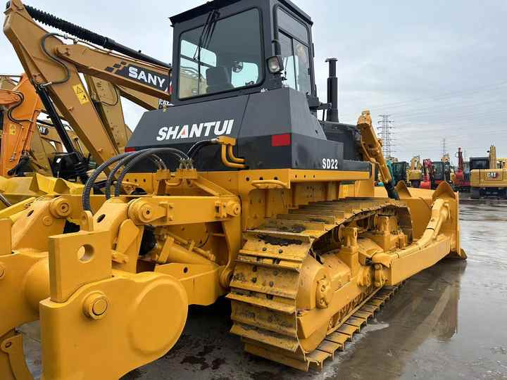 China Brand Bulldozer Shantui SD22 Used Bulldozer Low Price Bulldozer Market Machinery and Equipment for Sale - Buldooser: pilt 2 China Brand Bulldozer Shantui SD22 Used Bulldozer Low Price Bulldozer Market Machinery and Equipment for Sale - Buldooser: pilt 2