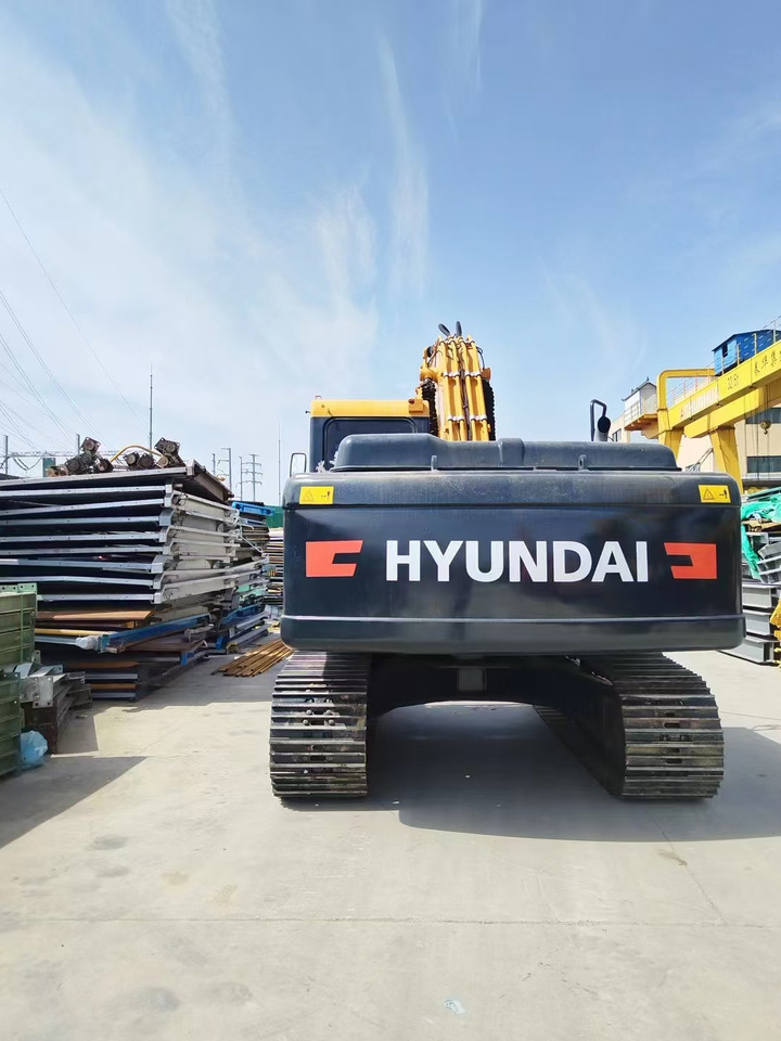 CRAWLER EXCAVATOR Hyundai Digger 220lc-9s Second Hand Korea Made High Performance Machine Hyundai Excavator for Sale - Ehitusmasinad: pilt 4 CRAWLER EXCAVATOR Hyundai Digger 220lc-9s Second Hand Korea Made High Performance Machine Hyundai Excavator for Sale - Ehitusmasinad: pilt 4