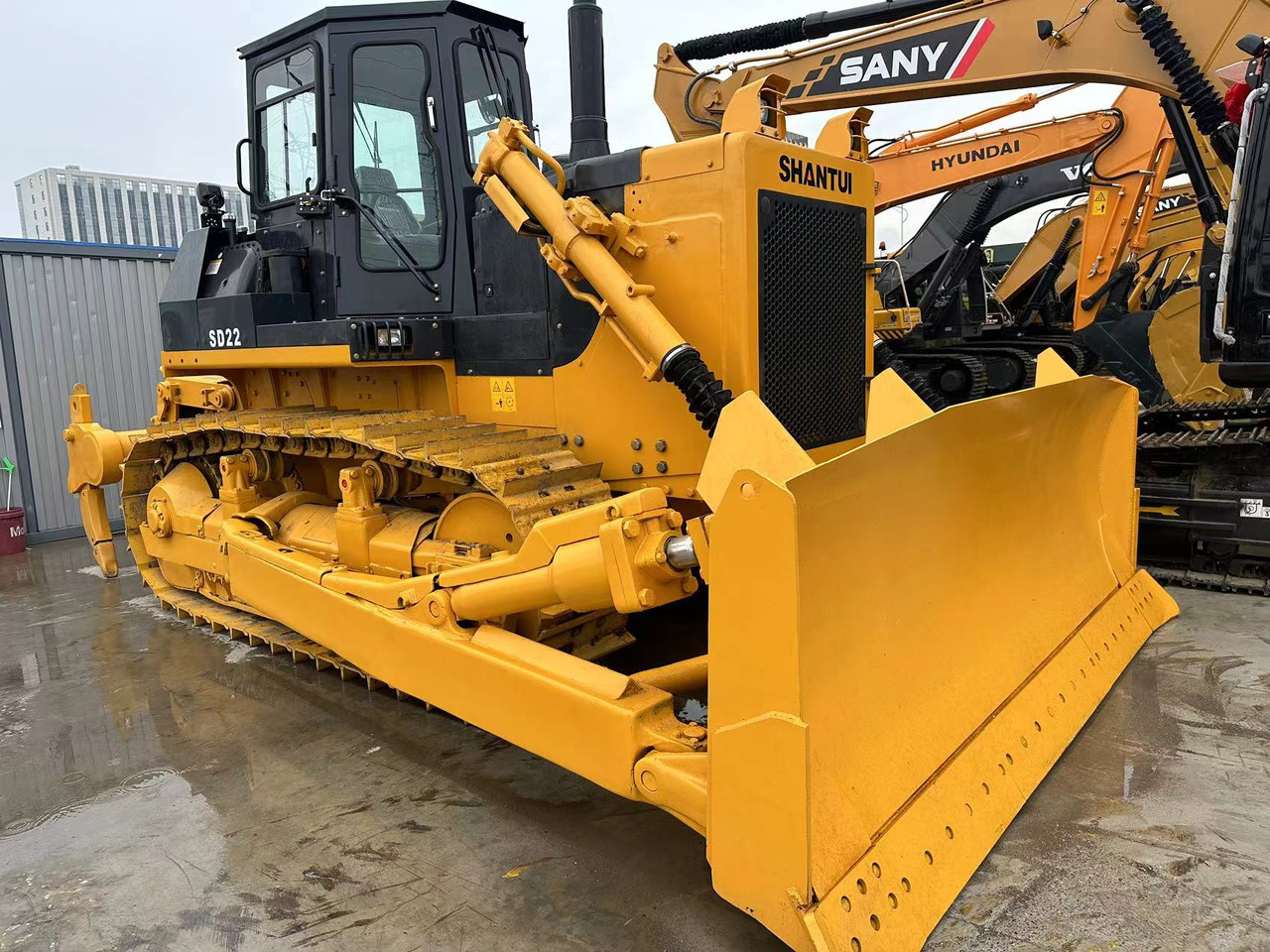 Used Bulldozer SHANTUI SD22 Good Condition - Ehitusmasinad: pilt 4 Used Bulldozer SHANTUI SD22 Good Condition - Ehitusmasinad: pilt 4