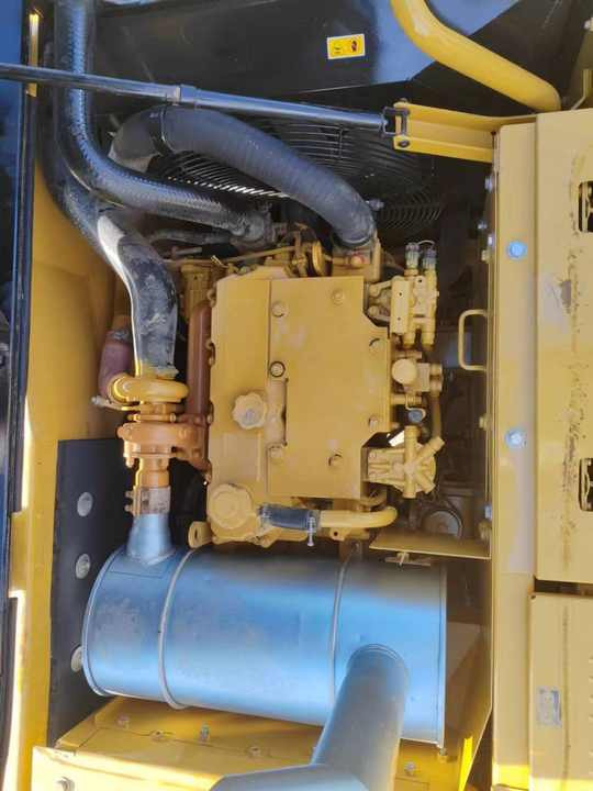 Good Condition Used Excavator Machine Caterpillar 315D Crawler CAT 15ton Used Excavator for Sale CAT 315 Excavators - Lintekskavaator: pilt 4 Good Condition Used Excavator Machine Caterpillar 315D Crawler CAT 15ton Used Excavator for Sale CAT 315 Excavators - Lintekskavaator: pilt 4