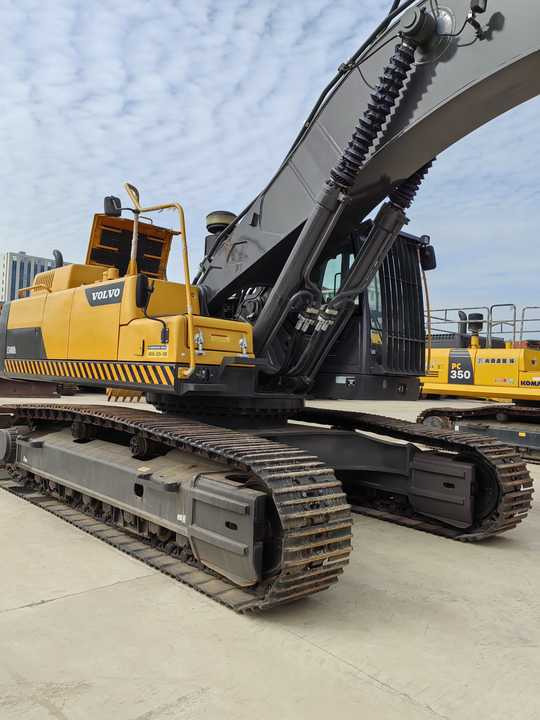 Good Condition VOLVO EC480DL Excavator Low Price Large Hydraulic Crawler Excavator volvo 480dl for Sale - Ekskavaator: pilt 5 Good Condition VOLVO EC480DL Excavator Low Price Large Hydraulic Crawler Excavator volvo 480dl for Sale - Ekskavaator: pilt 5