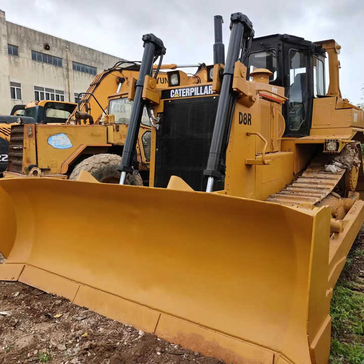 Good Quality Used Bulldozer Construction Used CAT D8R Bulldozers Crawler Caterpillar Machinery CAT D8R Used Bulldozers - Buldooser: pilt 1 Good Quality Used Bulldozer Construction Used CAT D8R Bulldozers Crawler Caterpillar Machinery CAT D8R Used Bulldozers - Buldooser: pilt 1