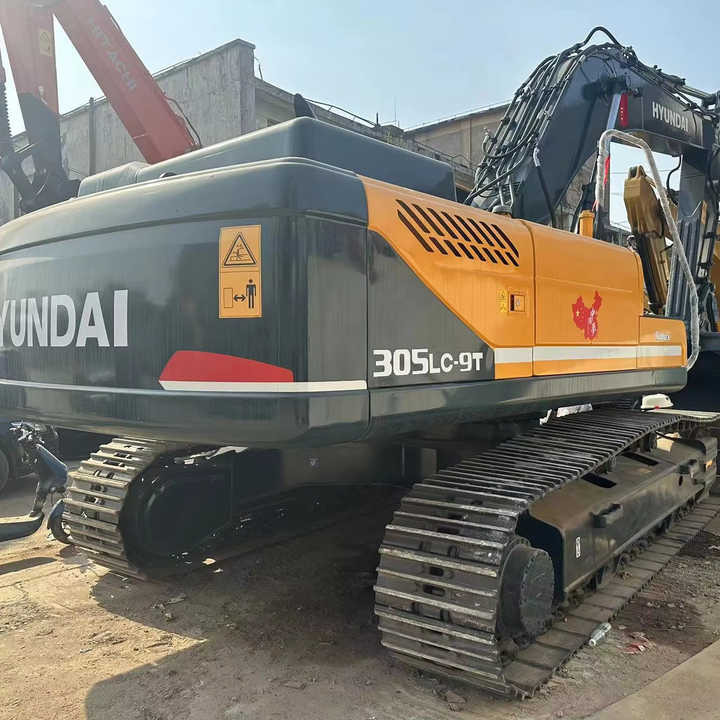 Heavy-Duty Hyundai 305 Excavator for Mining & Construction - Well-Maintained, Warranty Included - Lintekskavaator: pilt 2 Heavy-Duty Hyundai 305 Excavator for Mining & Construction - Well-Maintained, Warranty Included - Lintekskavaator: pilt 2
