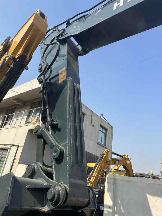 Heavy-Duty Hyundai 305 Excavator for Mining & Construction - Well-Maintained, Warranty Included - Lintekskavaator: pilt 4 Heavy-Duty Hyundai 305 Excavator for Mining & Construction - Well-Maintained, Warranty Included - Lintekskavaator: pilt 4