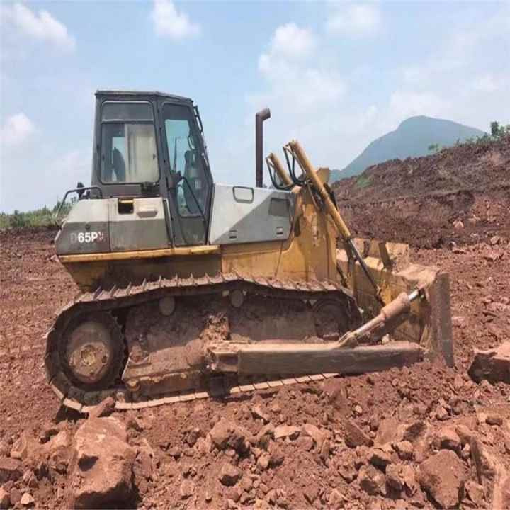 High Quality komatsu D65p D65px D50p D40p Original Japan Used Crawler Bulldozer with Ripper - Buldooser: pilt 4 High Quality komatsu D65p D65px D50p D40p Original Japan Used Crawler Bulldozer with Ripper - Buldooser: pilt 4