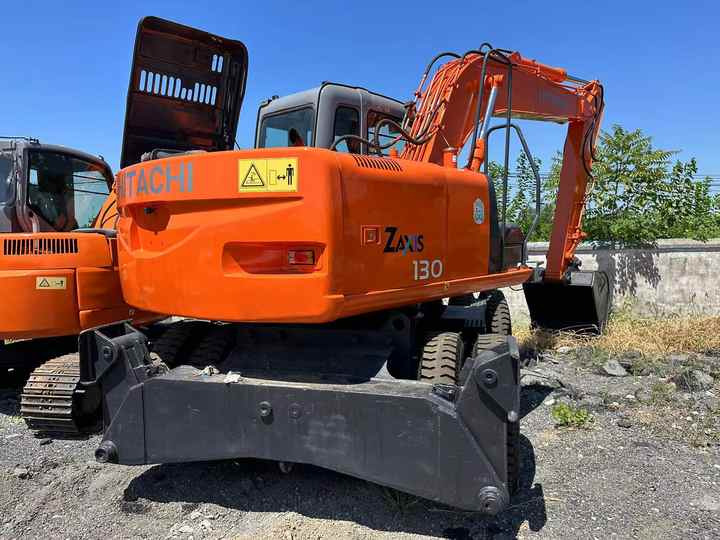 Hot Sale! Used Hitachi ZX130 Wheel Excavator |Excellent Condition|  Best Price | Perfect for Construction & Road Projects - Ratastel ekskavaator: pilt 4 Hot Sale! Used Hitachi ZX130 Wheel Excavator |Excellent Condition|  Best Price | Perfect for Construction & Road Projects - Ratastel ekskavaator: pilt 4